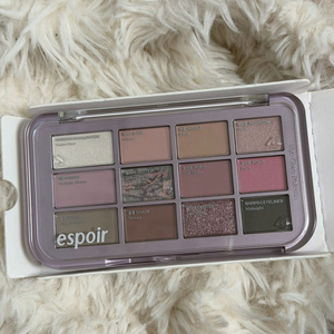 새상품 에스쁘아 아이 코어 팔레트 미드나잇쉘 -> 핑크오트라떼 교환