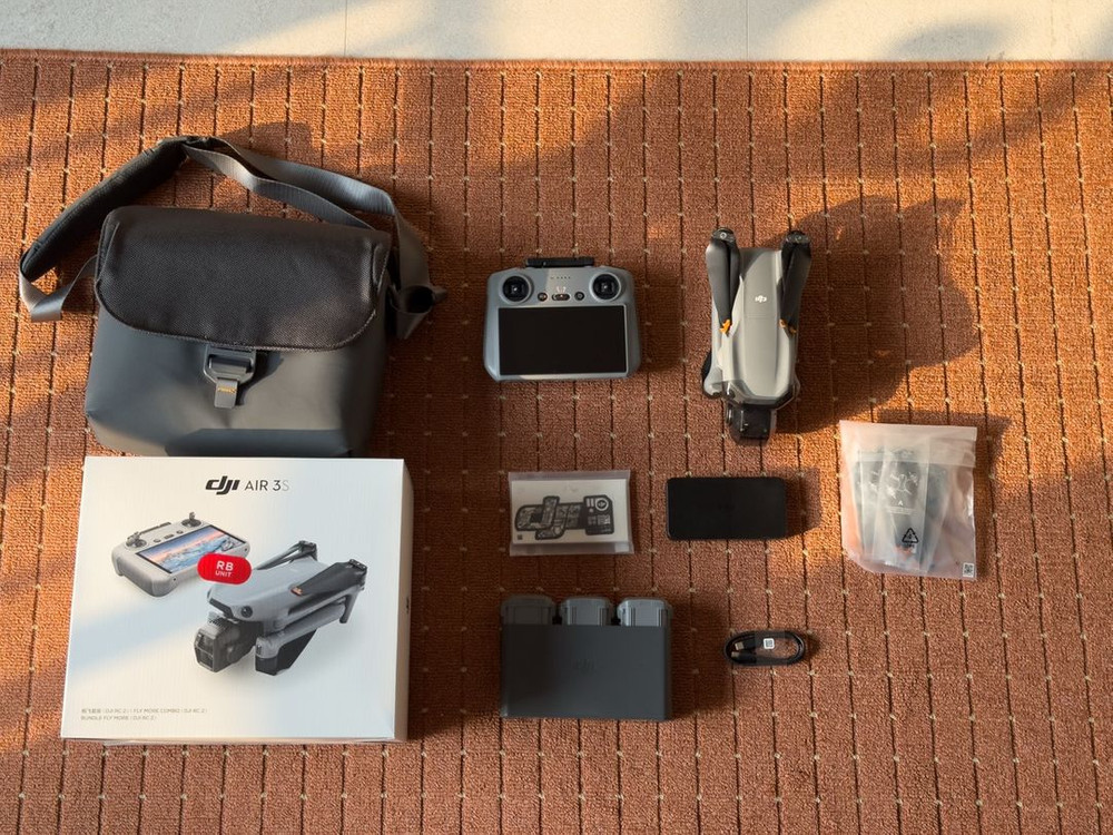 DJI 에어 3s 플라이모어 콤보 리퍼브 유닛 판매합니다--8