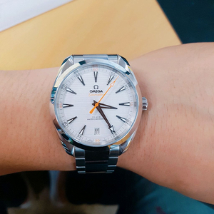 오메가 씨마스터 아쿠아테라 41mm 흰판 (오렌지 핸즈) 이미지