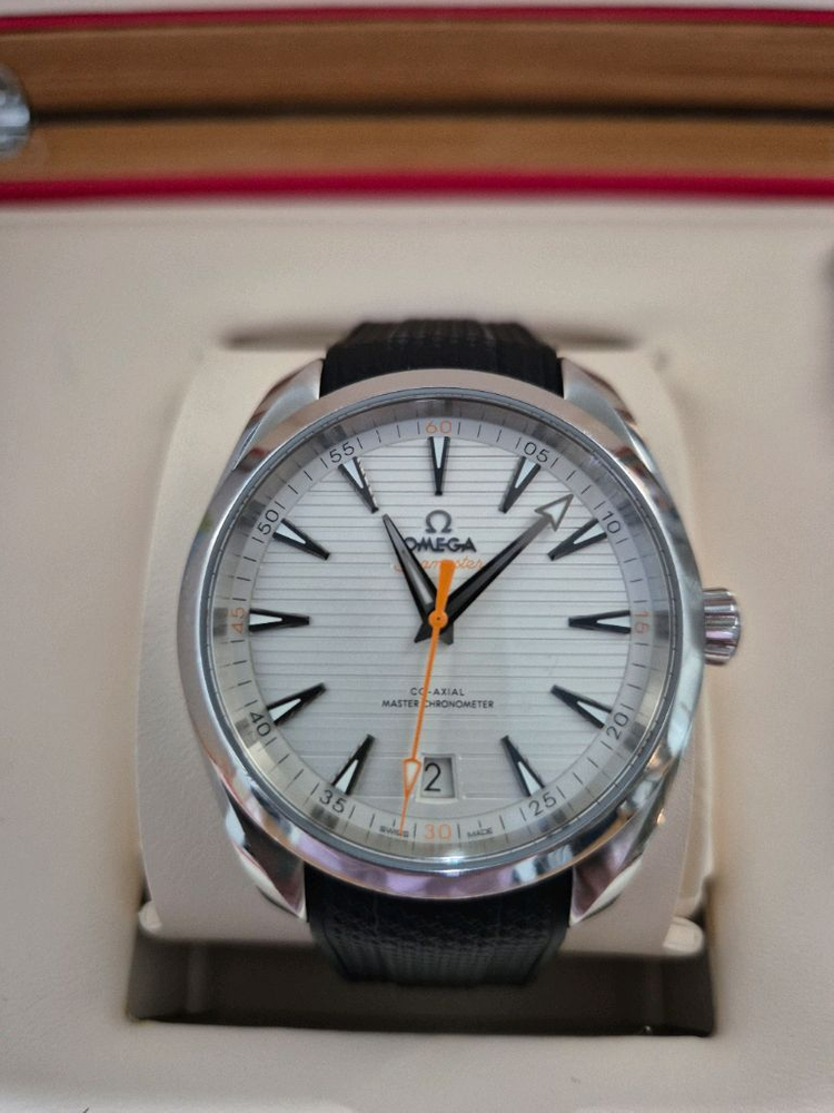 오메가 씨마스터 아쿠아테라 41mm 흰판 (오렌지 핸즈) 이미지