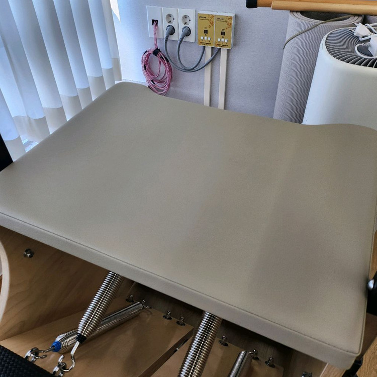 인투필라테스체어 (상태S급)--4