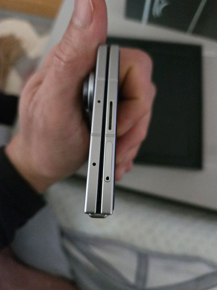 갤럭시 Z폴드7 실버쉐도우 256GB 풀박--6