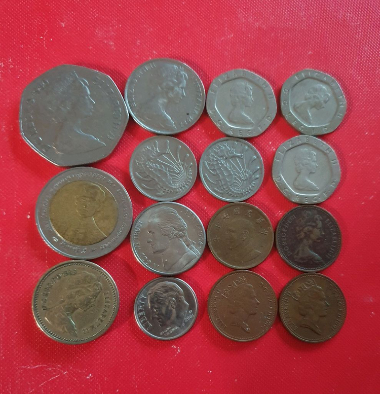 기념주화 /동전들(15개)--1