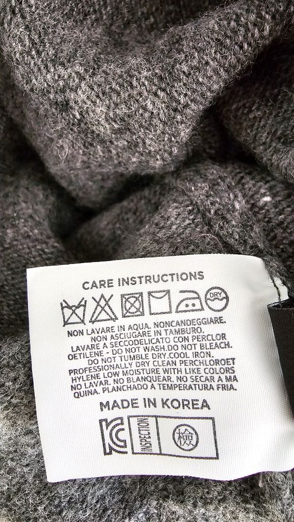 줄로그 숄더 니트 프리사이즈--4