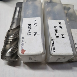 M30x3.5 P4 파이프 타공기