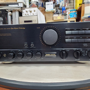 온쿄인테그라A-817XD 인티그레이티드 앰프