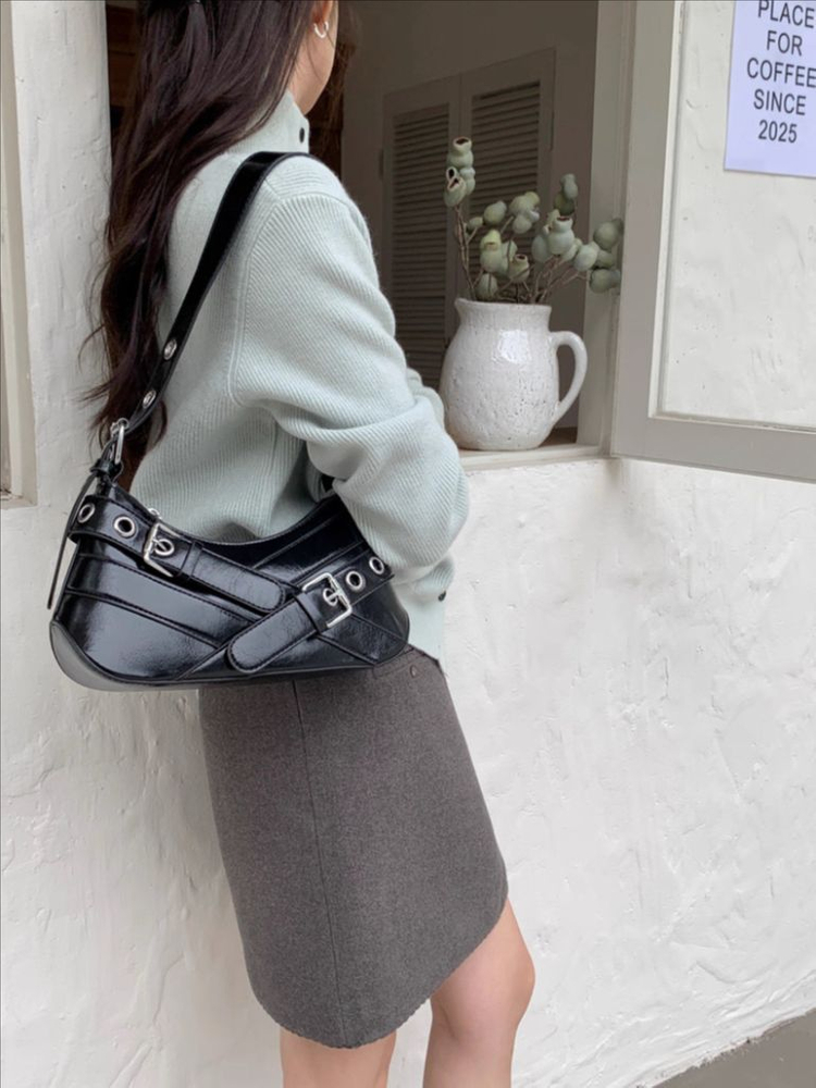 벨트 반달 숄더백--3