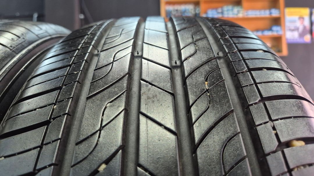 중고 타이어 215 50 17 금호 타이어 솔루스TA21 2155017 이미지