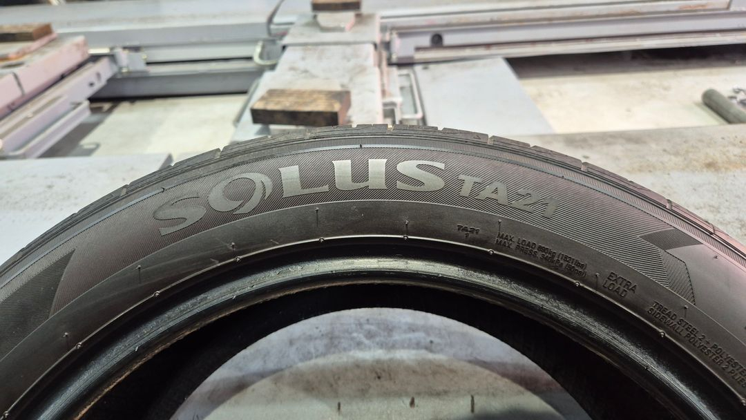 중고 타이어 215 50 17 금호 타이어 솔루스TA21 2155017 이미지