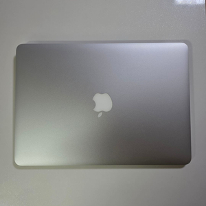 맥북에어 2012 13" (8GB/128GB 박스있음)