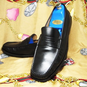 이태리명품 토즈 블랙 카프스킨 고미노 U팁 페니로퍼 285 이미지