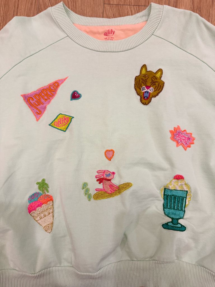 오일릴리 oilily 맨투맨 스웻 128/8y--1