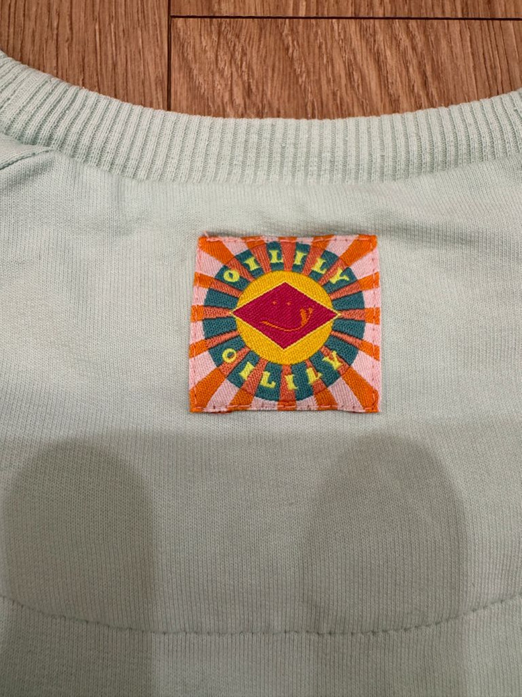 오일릴리 oilily 맨투맨 스웻 128/8y--4