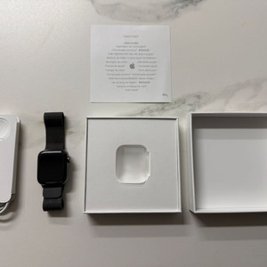 애플워치6 40mm 리퍼 스테인리스 그래파이트/그라파이트 배터리100%