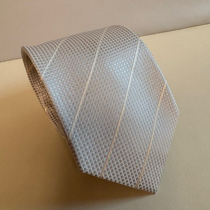 실버그레이 실크 넥타이