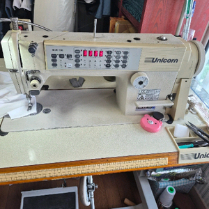 유니콘 UK-200 컴퓨터 자동 사절 무소음 공업용 미싱 이미지