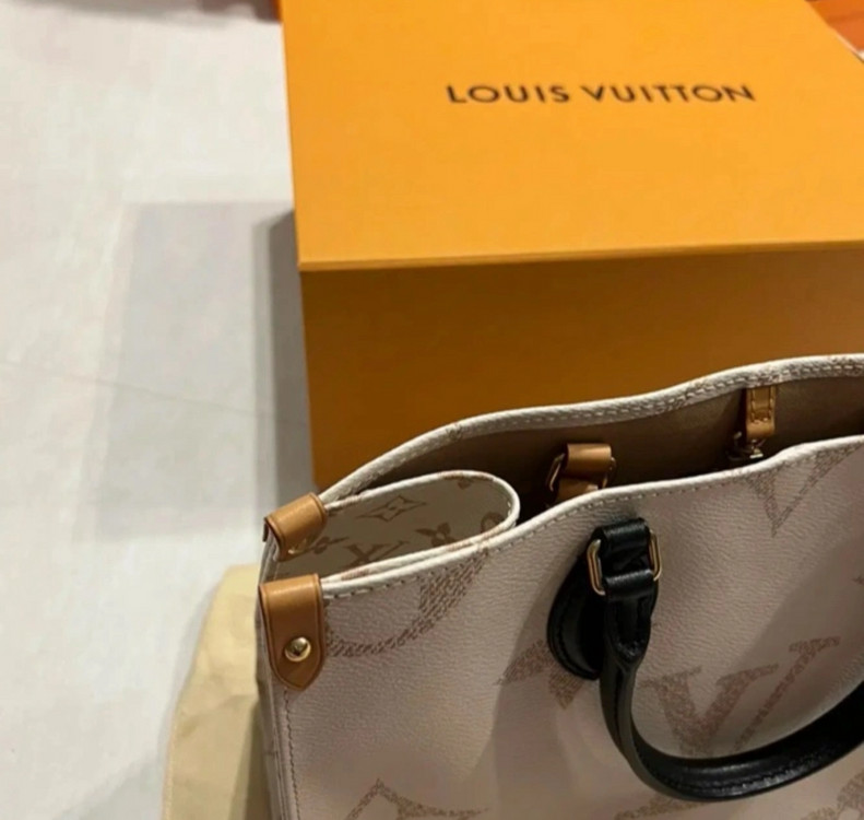 루이비통 온더고 M 베이지--5