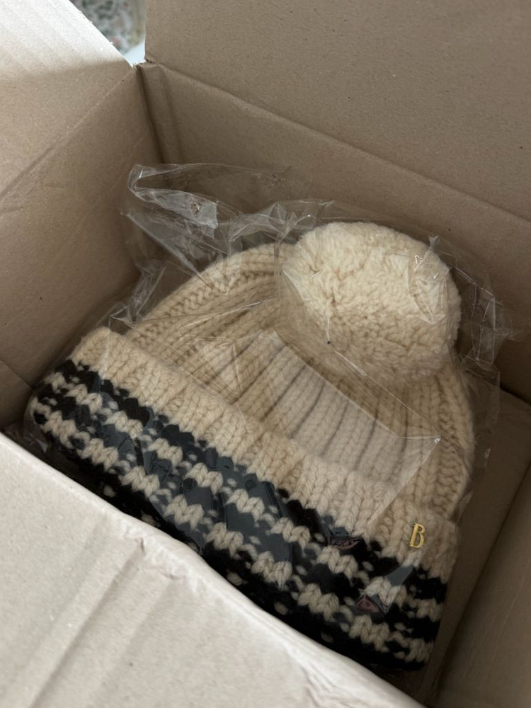 더바넷 폼폼 니트 비니 아이보리 울 100%--5