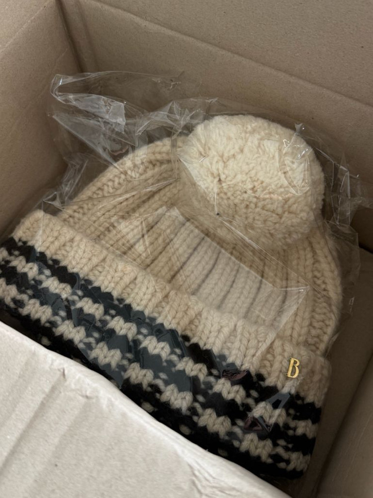 더바넷 폼폼 니트 비니 아이보리 울 100%--6