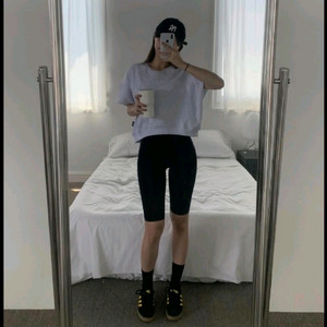 하디 운동복 선데이자수 맨투맨 . 커버업