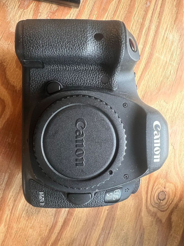 캐논 5d mark3(오막삼)+EF 24-70mm F2.8 L(구계륵) 판매 이미지