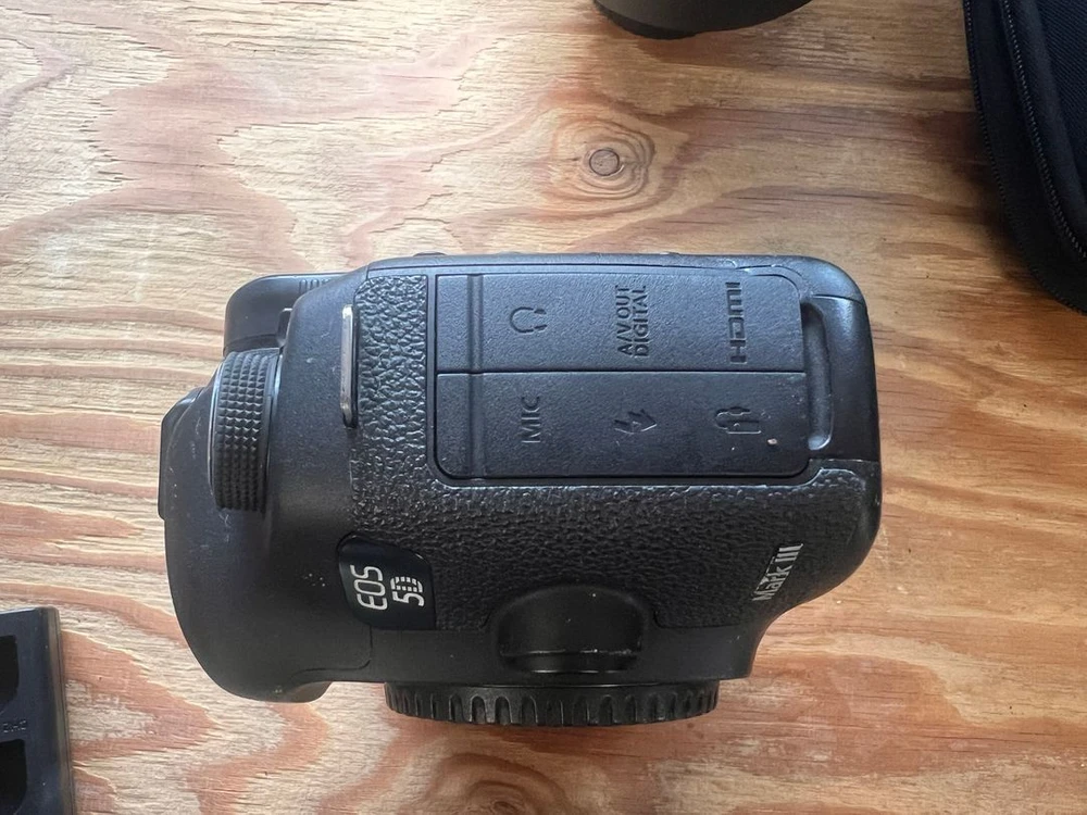 캐논 5d mark3(오막삼)+EF 24-70mm F2.8 L(구계륵) 판매 이미지