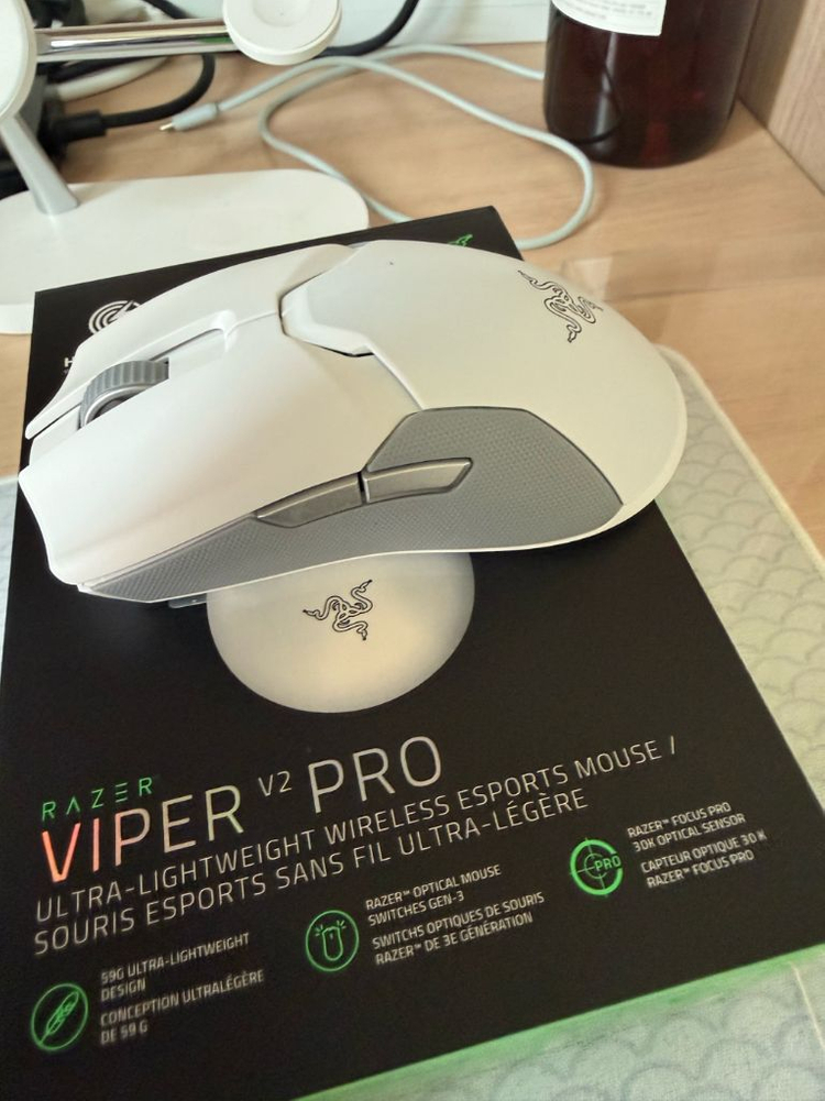 레이저 바이퍼 얼티메이트 머큐리 화이트--1