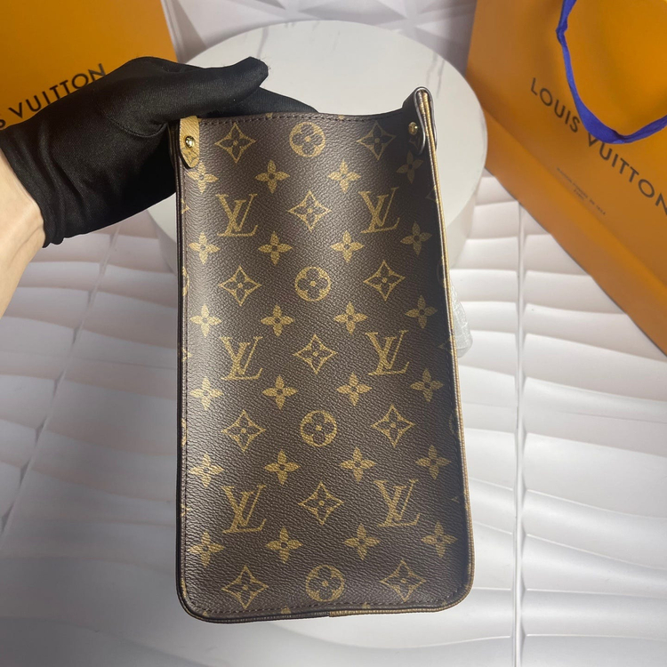 루이비통 온더고 모노그램 MM--2