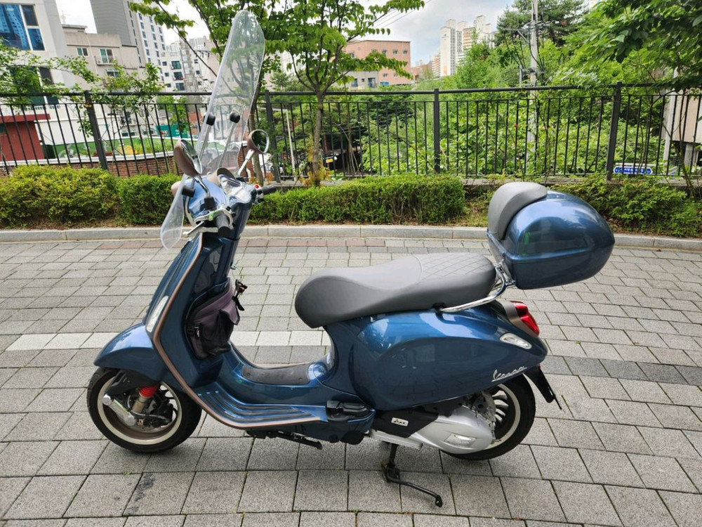 22년식 베스파 스프린트 신차급--2