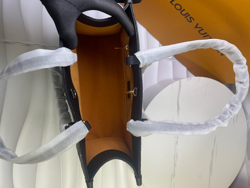 루이비통 앙프렝뜨 온더고 MM--7