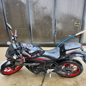 19년식 gsx125s 판매합니다.
