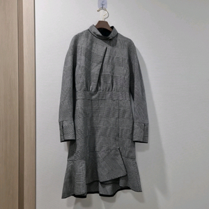 잇미샤 체크 플레어 원피스