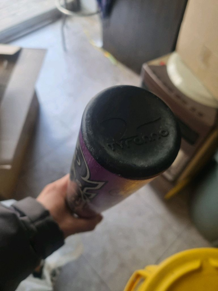 티라노마제스티 32-27 팝니다--1