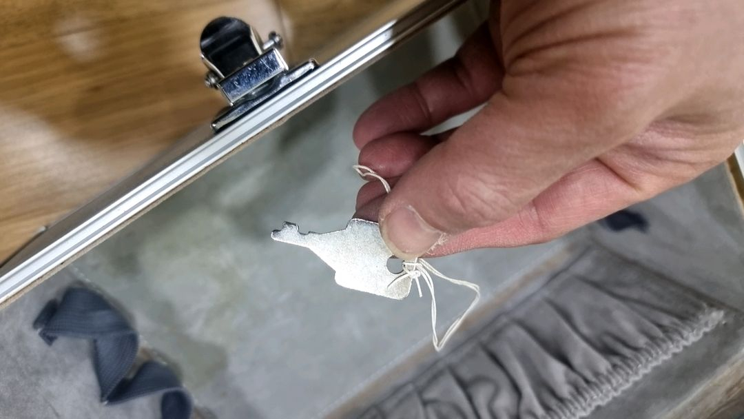 Lac Vert 뷰티 알루미늄 가방 팝니다.(거울내장)--8