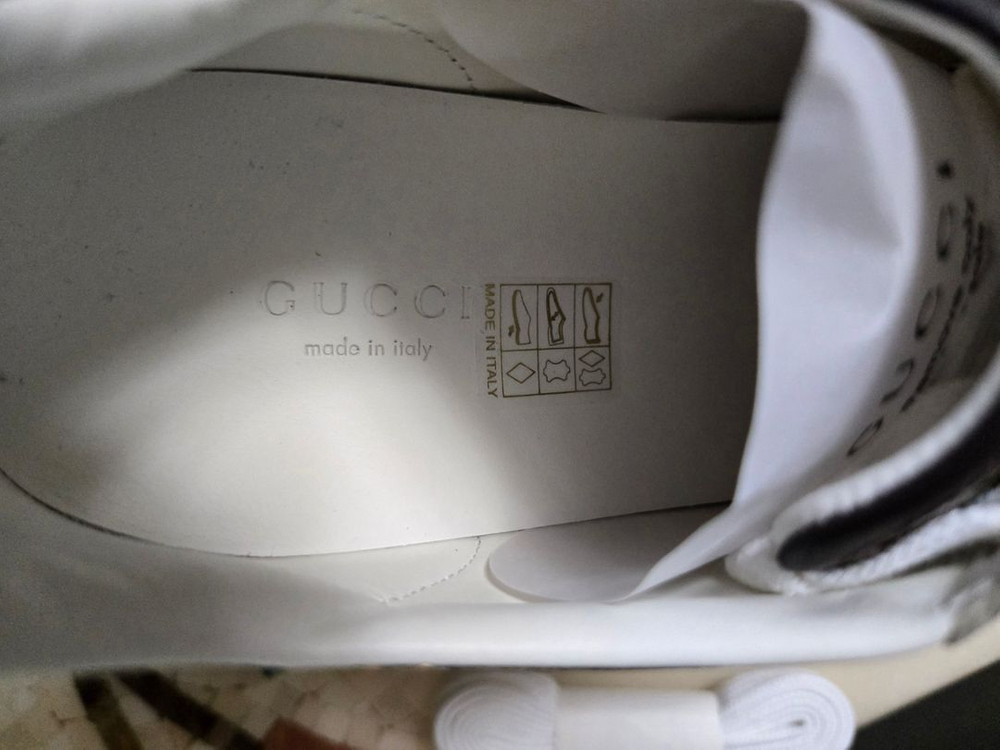 GUCCI 꿀벌 삼선 스니커즈(34 /210mm) 이미지