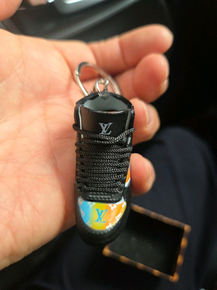 명품 스타일 신발 운동화(루이비통) 열쇠고리,키링 이미지
