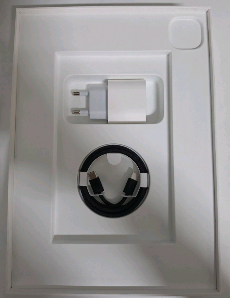 아이패드 프로 11 M4 256GB 셀롤러 팝니다 이미지