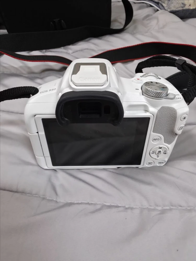 캐논 EOS R50 화이트 + 렌즈 3개 포함 이미지