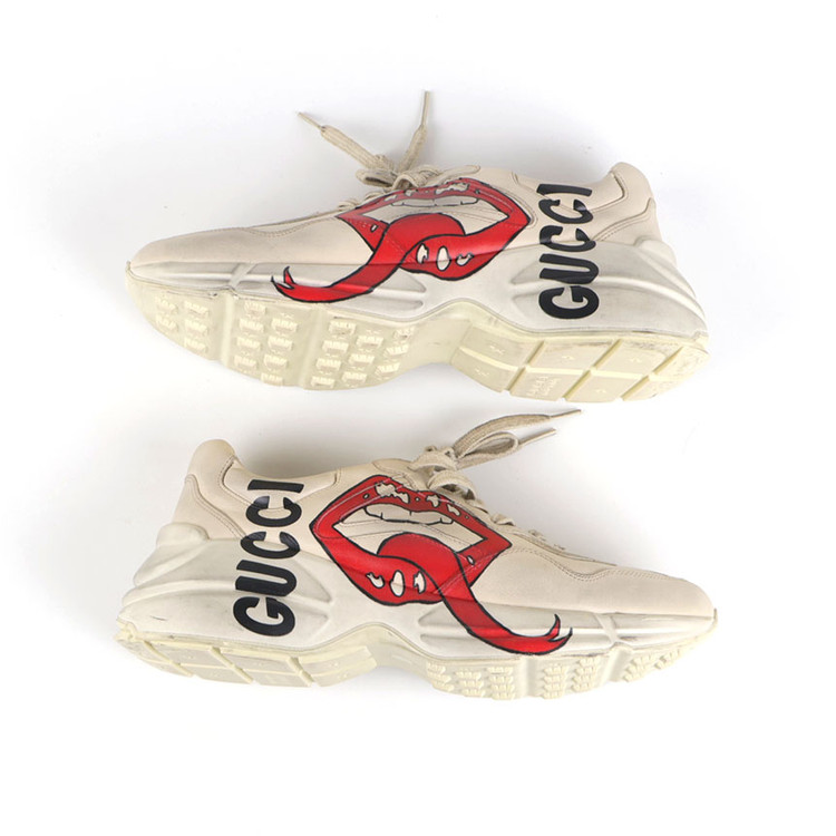 [중고명품다올] 구찌 라이톤 더티 입술 스니커즈 552093 8사이즈--4