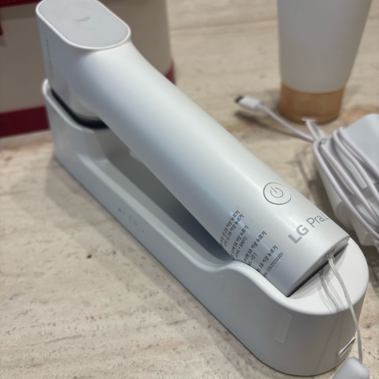 LG 프라엘 더마쎄라 BLQ1 풀박스 이미지