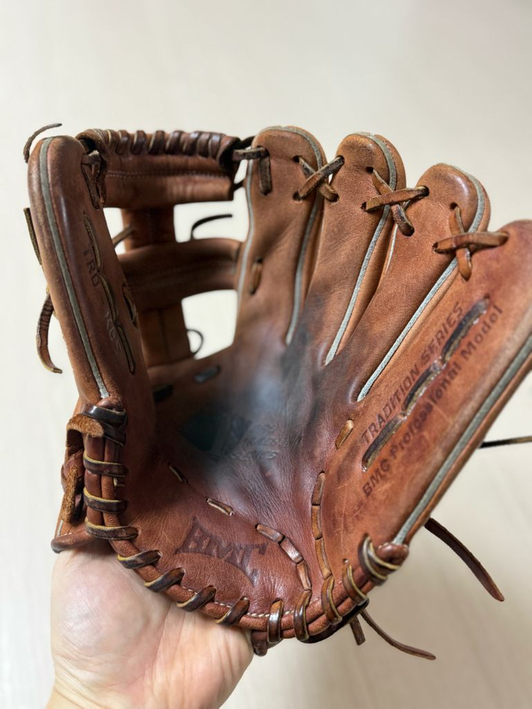 bmc 십자웹 글러브입니다--1