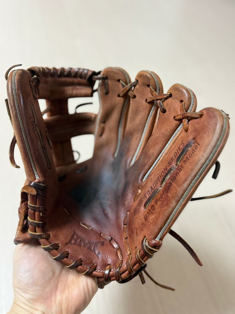 bmc 십자웹 글러브입니다--2