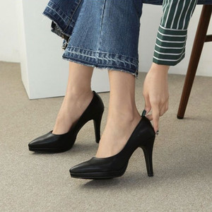 스타킹 포함 | 애장템 중고 블랙 하이힐 구두 235size