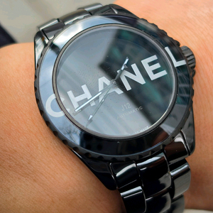 샤넬 j12 리미티드 에디션 38mm