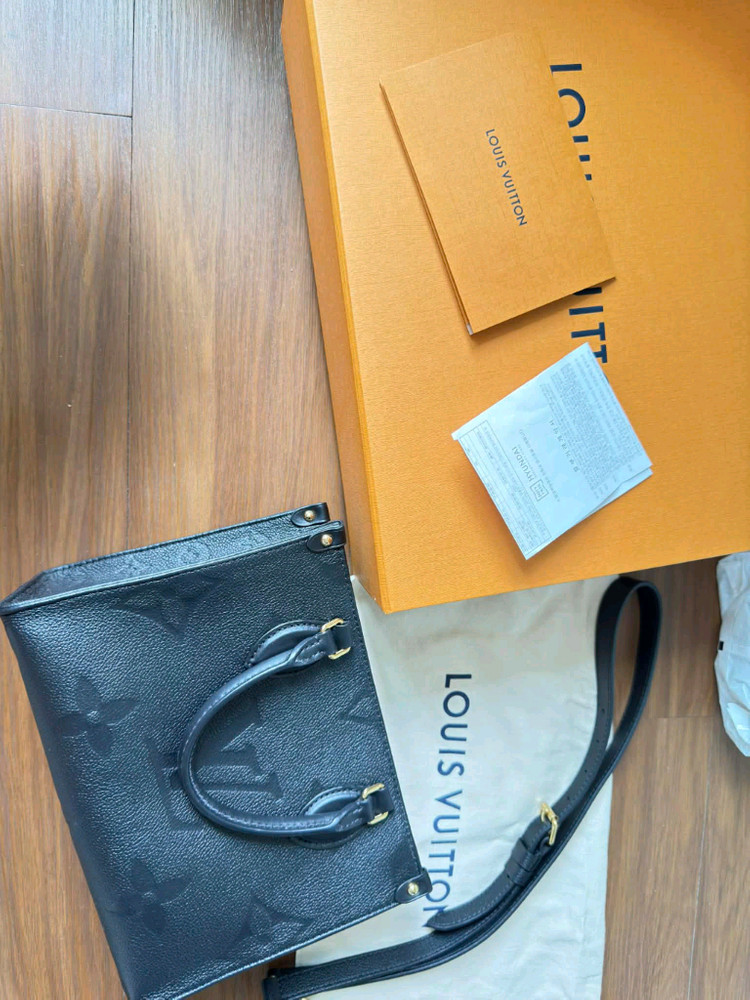 루이비통 온더고pm 블랙--3