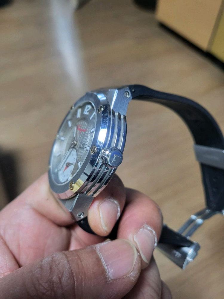 페레가모 F80 스마트워치--3