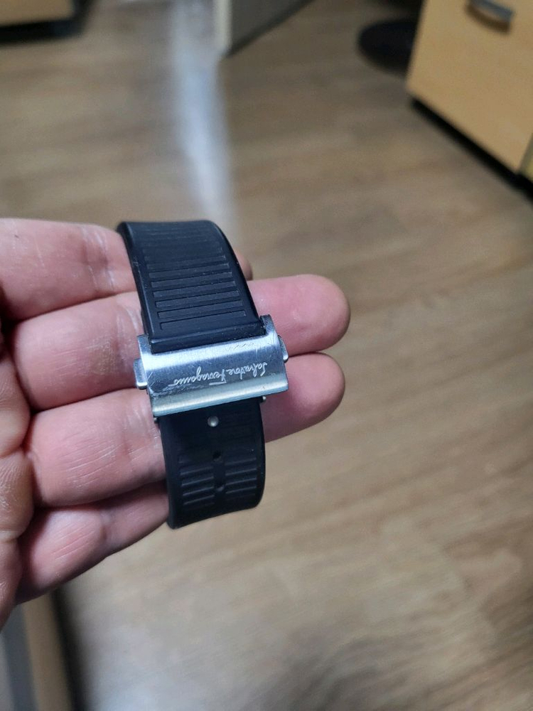 페레가모 F80 스마트워치--5