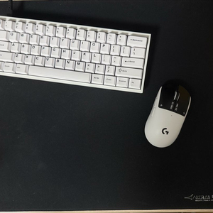 로지텍 지슈스 + 베놈60he 6.25u 이미지