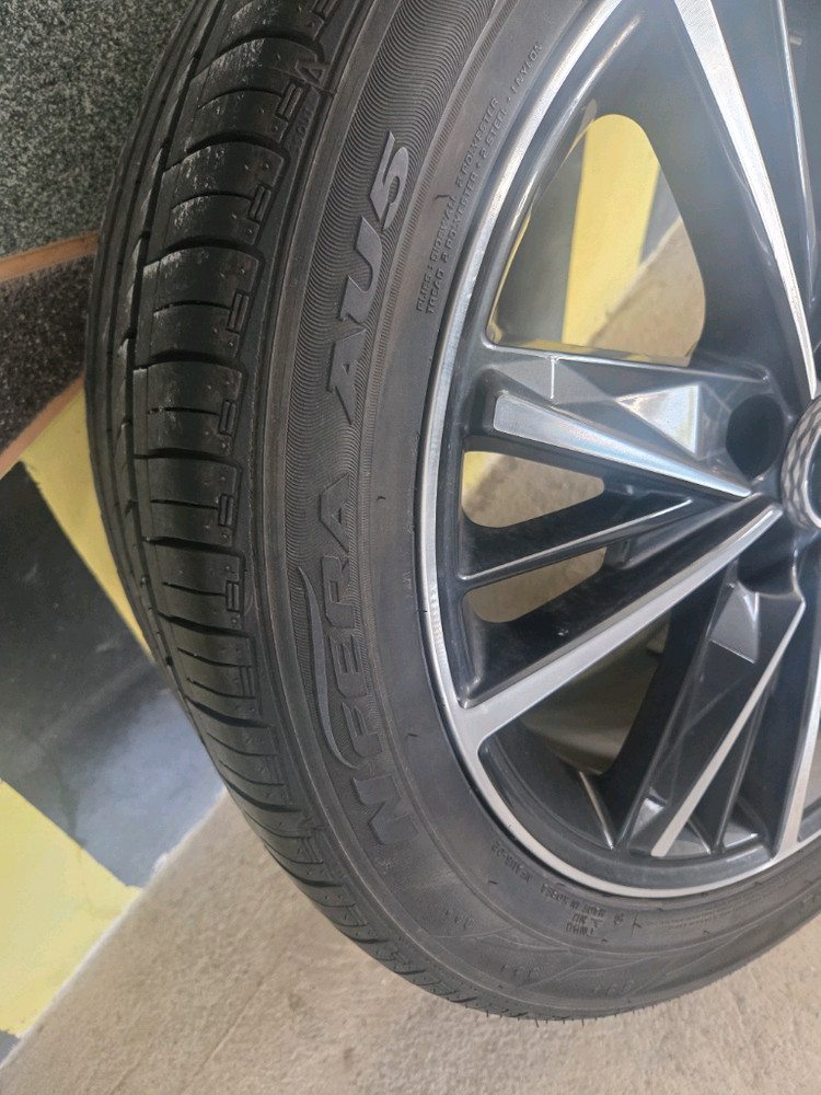 더뉴그랜져르블랑 18인치 휠타이어--4