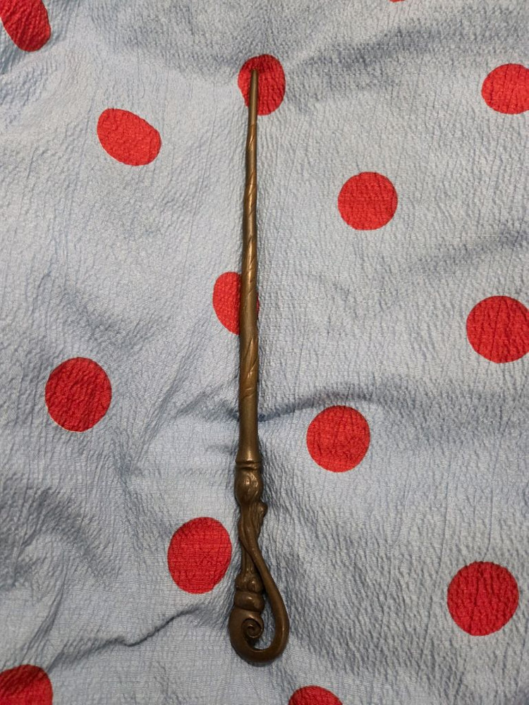 해리포터 플뢰르 델라쿠르 유니버셜 스튜디오 지팡이 이미지